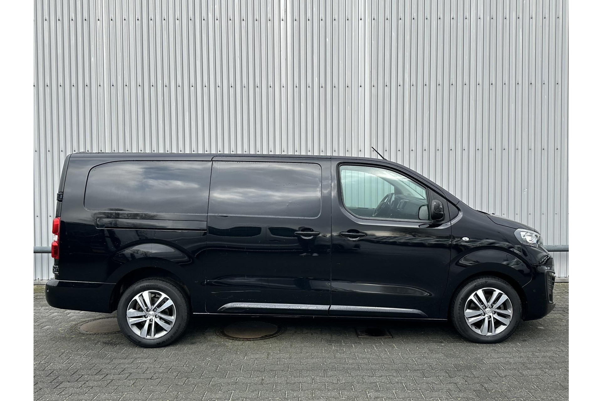 Peugeot Expert 231L 2.0 BlueHDI 120 Premium Pack*NAVI*A/C*HAAK*